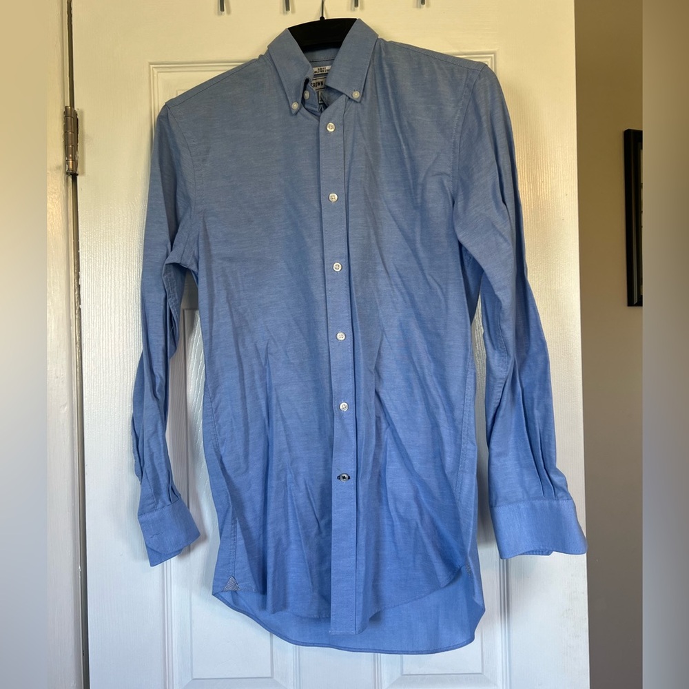 Crown & Ivy Button Up Shirt